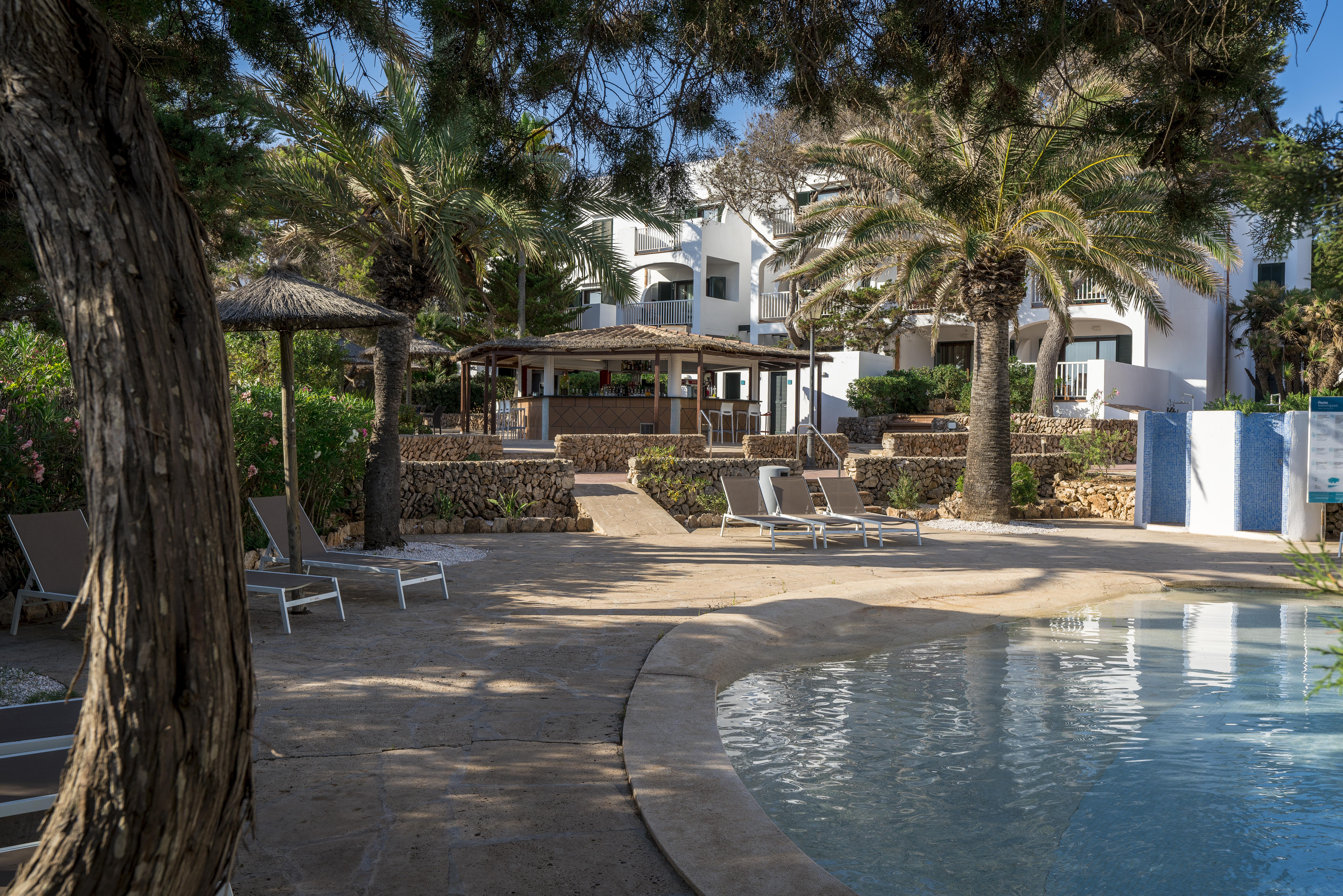 Alua Suites Las Rocas Cala d'Or  Exterior photo
